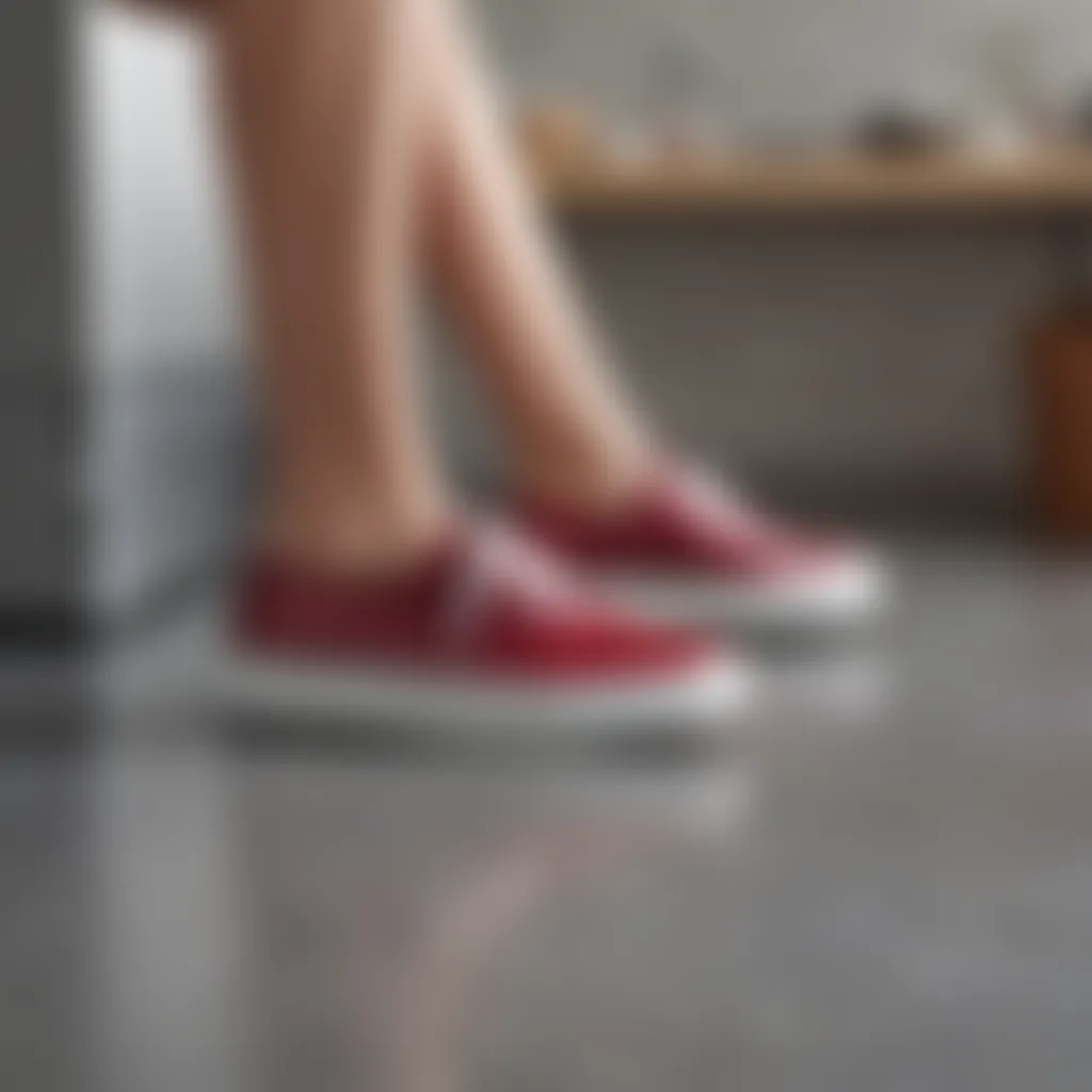 Style Meets Functionality: Non-Slip Shoes for Professionals Stylish non-slip shoes suitable for kitchen environments